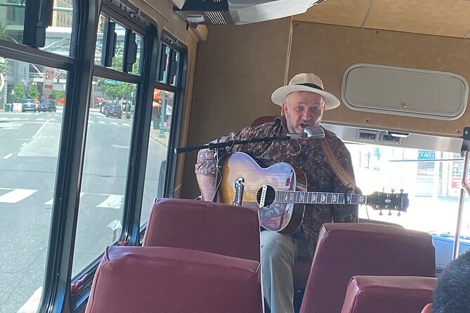 Memphis Mojo Bus Tour - Why the Memphis Mojo Bus Tour feels like a show
