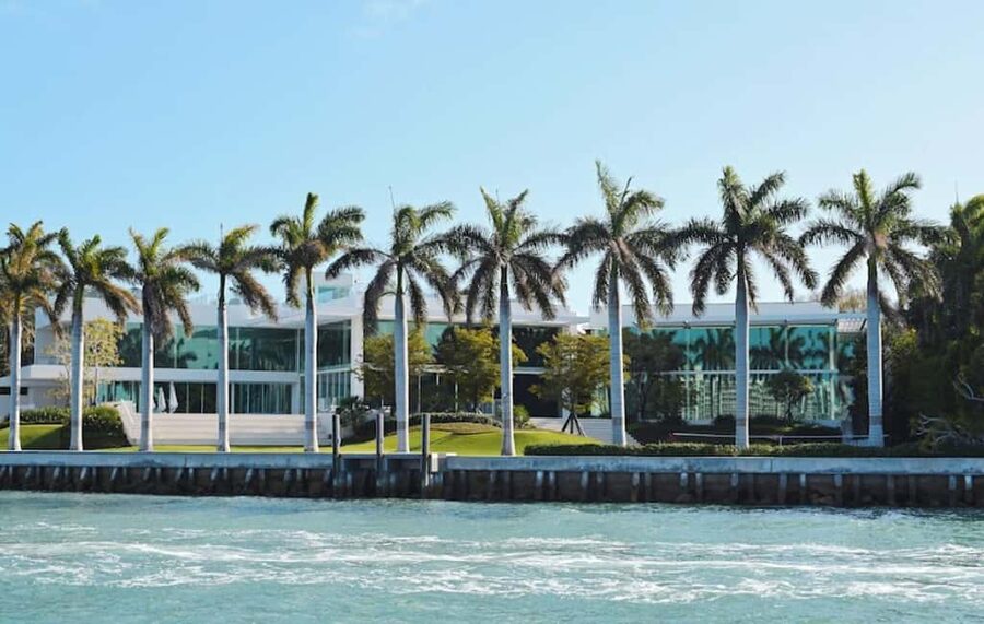 Miami: Biscayne Bay Millionaire's Homes Sightseeing Cruise - Getting to Bayride Tours at Bayside Marketplace (without stress)
