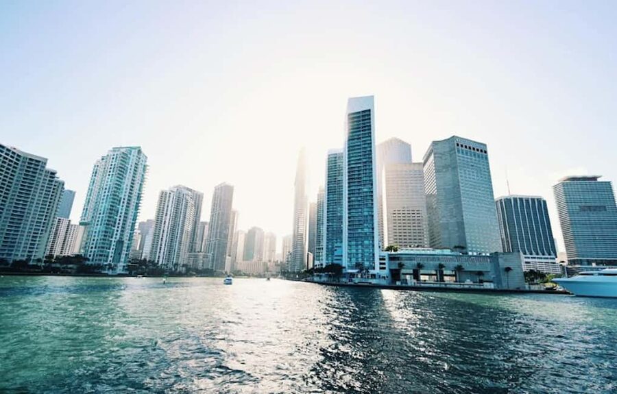 Miami: Biscayne Bay Millionaire's Homes Sightseeing Cruise - South Beach views and the Icon of the Seas spotting moment