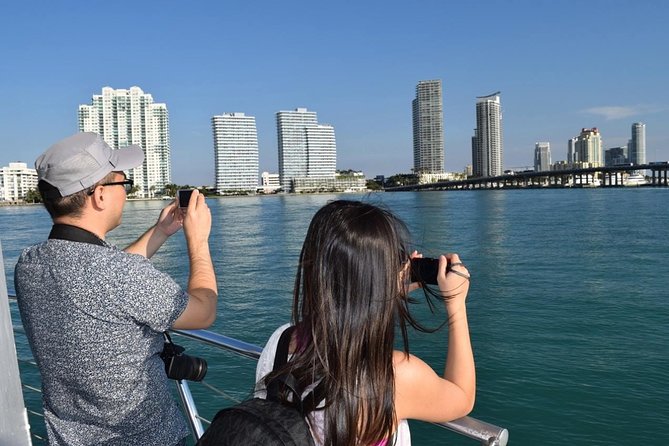 Miami Biscayne Bay rich and famous Sightseeing Boat Tour - From Bayside to Millionaire’s Row on Biscayne Bay