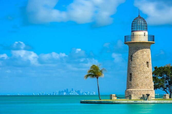 Miami Combo: City Tour, Biscayne Bay Cruise and Everglades Airboat Ride - A three-for-one day in Miami, South Beach, Biscayne Bay, and the Everglades