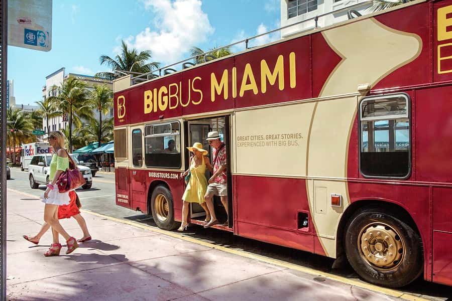 Miami: Hop-on Hop-off Open-top Bus Tour and Optional Cruise - Using the app and the free bike hour to move faster