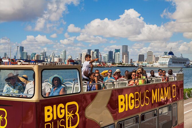 Miami: Hop-on Hop-off Tour + Cruise & Free 1-Hour Bike Rental - North Beach and the Fontainebleau Lexington Area (Stops 5 and 6)