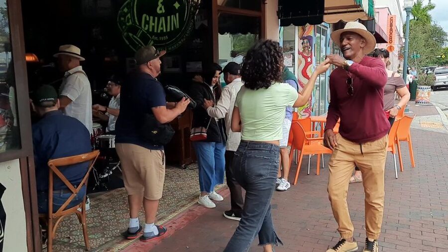 Miami: Little Havana Cuban Food and Culture Walking Tour - Price and drink upgrades: what $64 really gets you