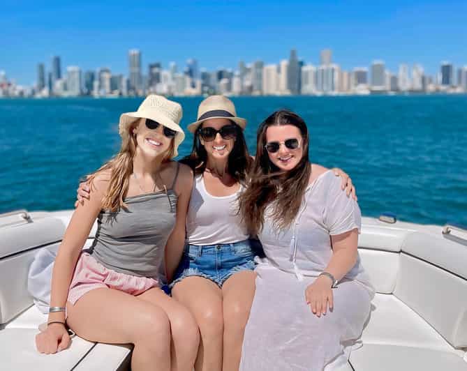 Miami: Private Boat Charter Guided and Tailored Experience - Your stop-by-stop route: Miami River to Port of Miami