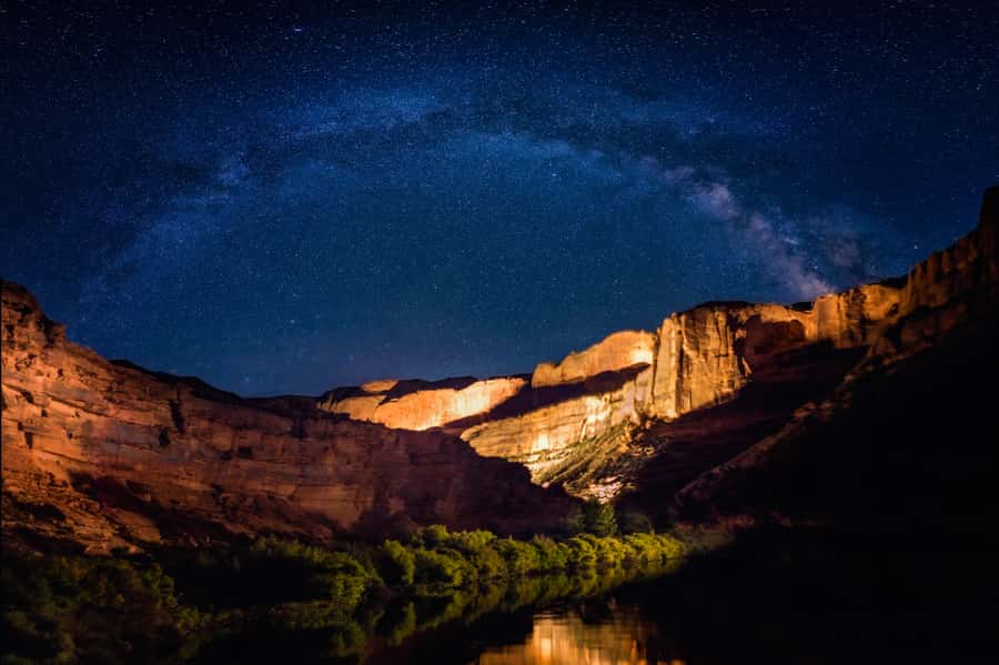 Moab: Colorado River Dinner Cruise with Music and Light Show - Timing, Comfort, and What to Bring