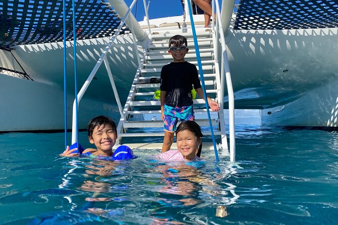 Moana’s Waikīkī Grand Guided Turtle Snorkel & Sailing Adventure - On-board comfort, restrooms, and a full bar return