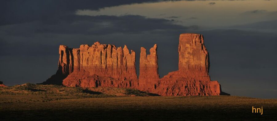 Monument Valley: Guided Sunset Tour - John Ford’s Point at golden hour