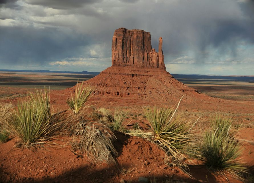 Monument Valley: Guided Sunset Tour - What to bring (and what not to bring) for Monument Valley