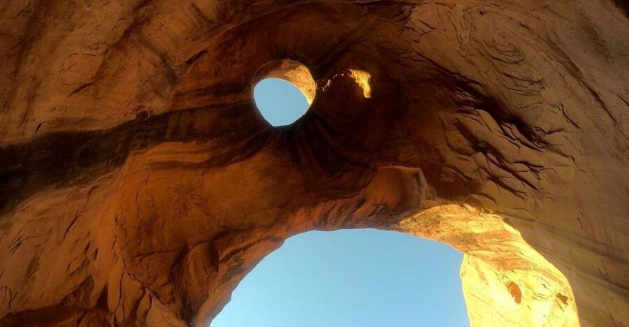 Monument Valley: Scenic 2.5-Hour Guided Tour - Monument Valley Navajo Tribal Park: how the guide turns viewpoints into context