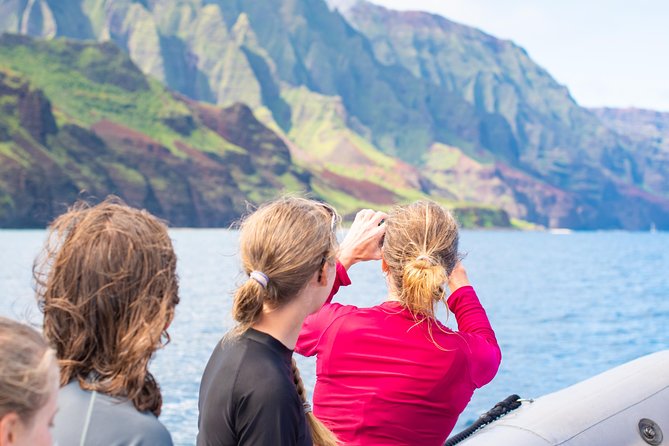 Na Pali Coast Half-Day Raft and Snorkel Adventure - Meeting at Kauai Sea Tours, then getting kitted for the water