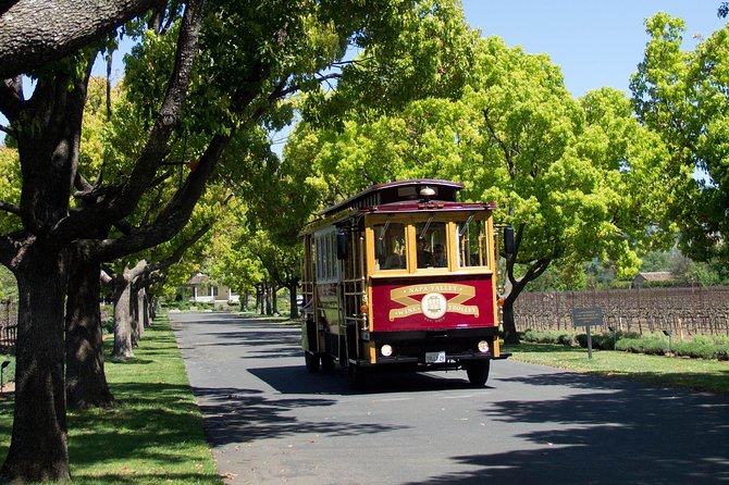 Napa Valley Wine Trolley Classic Tour - Guide Stories and the Cable Car Vibe: What Makes It Feel Like a Day Trip, Not a Checklist