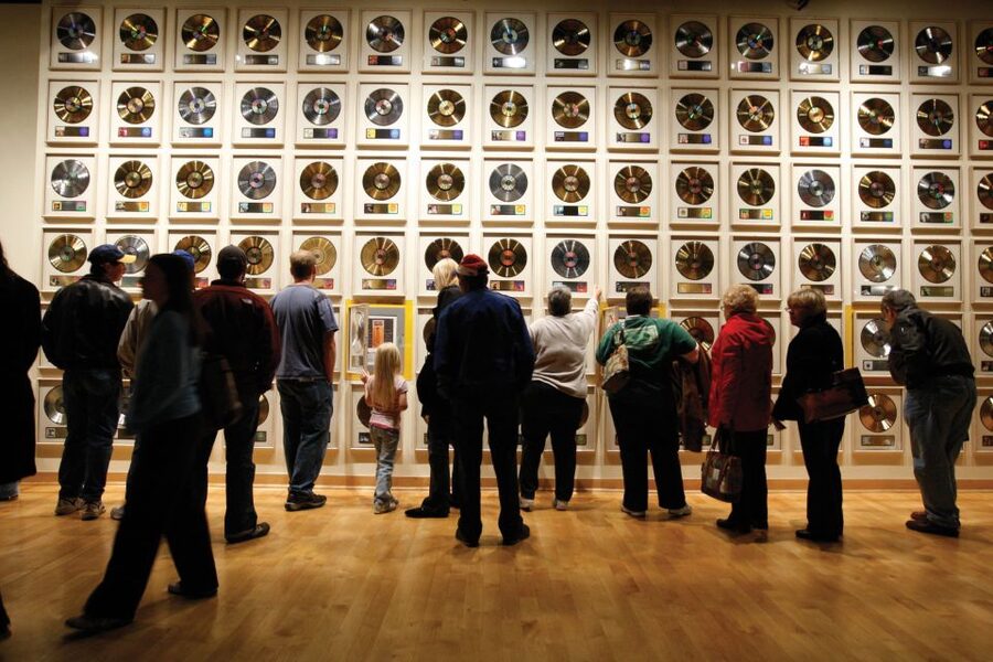 Nashville: Country Music Hall of Fame and Museum - Taylor Swift Education Center: instrument and songwriting programs on weekends