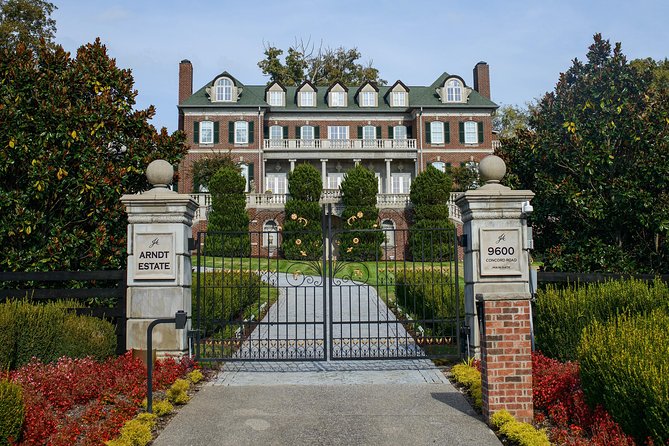 Nashville "Homes Of The Stars" Narrated Bus Tour with 30+ Celebrity Homes - Price and Value: What $69.95 Buys in Nashville Time