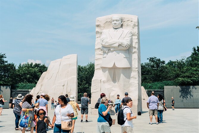 National Mall Tour with 10+ Stops, Boat Cruise, Entry Tickets - White House exterior and the long photo day that still stays organized