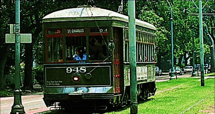 New Orleans: 2-Hour 15-Minute City and Cemetery Tour by Bus - What the best guides do, and where you should plan around comfort