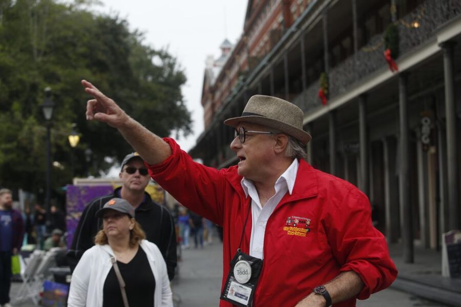 New Orleans: 2 or 3 Day Hop-On Hop-Off Bus with Walking Tour - Live guides: where the fun comes from, and why guide choice matters