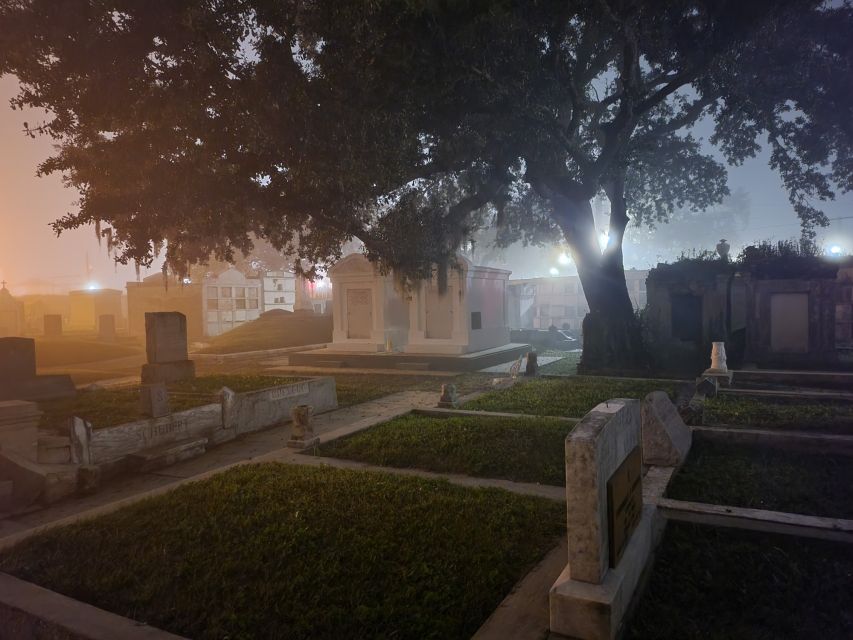 New Orleans: Cemetery Bus Tour At Dark with Exclusive Access - Key things to know before you go