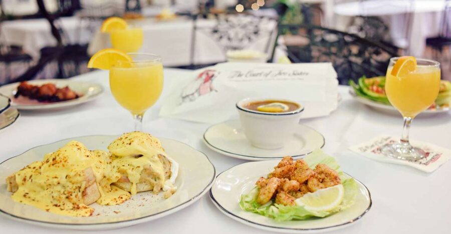 New Orleans: 'Court of Two Sisters' Jazz Brunch Buffet - Key highlights you should know