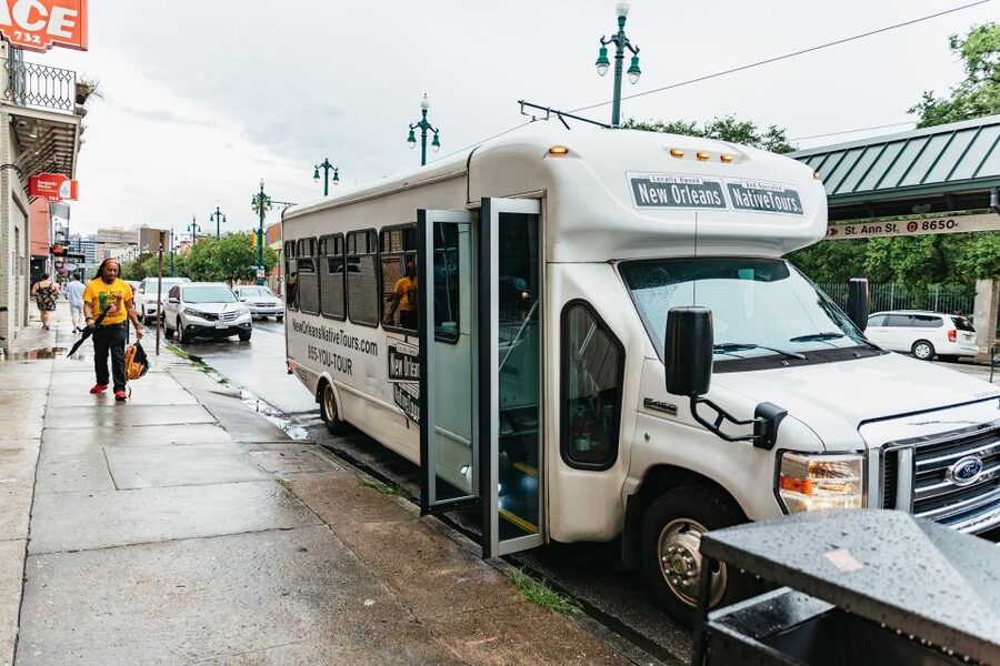 New Orleans: Dead of Night Ghosts and Cemetery Bus Tour - Transportation Comfort: Staying Warm, Cool, and Focused