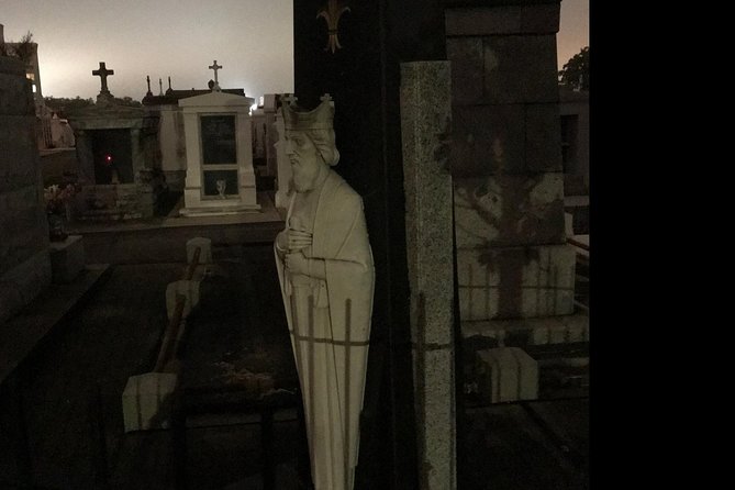 New Orleans: Dead of Night Ghosts and Cemetery Bus Tour - Night Schedule and Weather Reality (Rain or Shine)