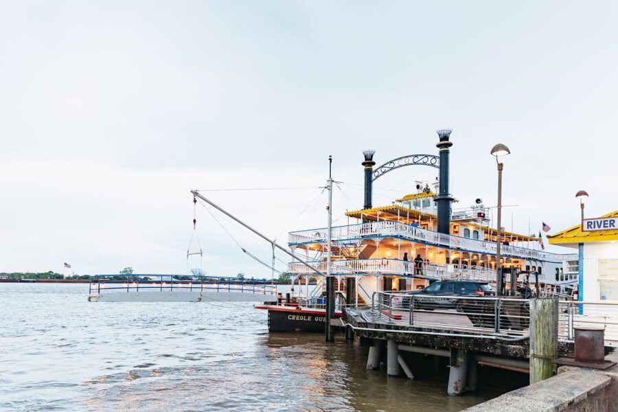 New Orleans: Evening Jazz Boat Cruise with Optional Dinner - The dinner option: Creole comfort food with a timeline
