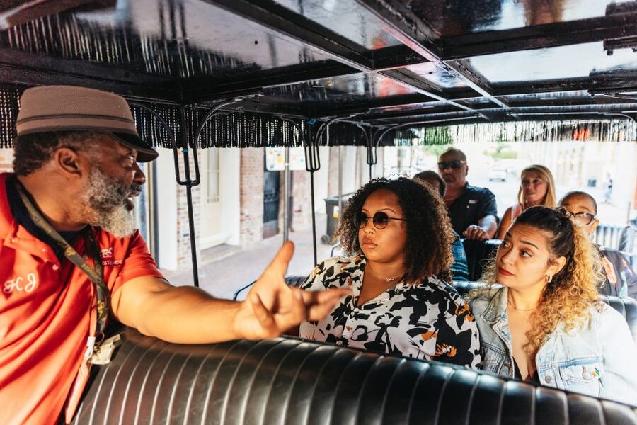 New Orleans: French Quarter Sightseeing Carriage Ride - Key points
