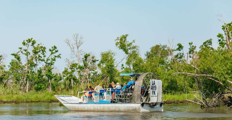 New Orleans: High Speed 9 Passenger Airboat Tour - Entering Cajun country from the French Quarter, without the long drive feeling long