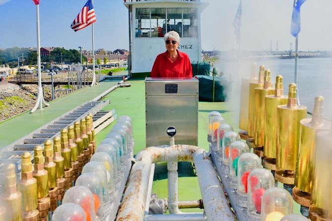 New Orleans Steamboat Natchez Jazz Cruise - The cruise route: skyline moments and Chalmette history