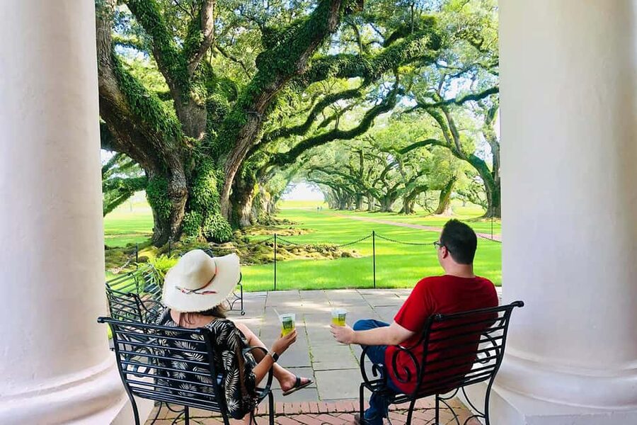 New Orleans: Swamp Boat Ride & Oak Alley Plantation Tour - Why Oak Alley and Manchac Swamp fit together so well