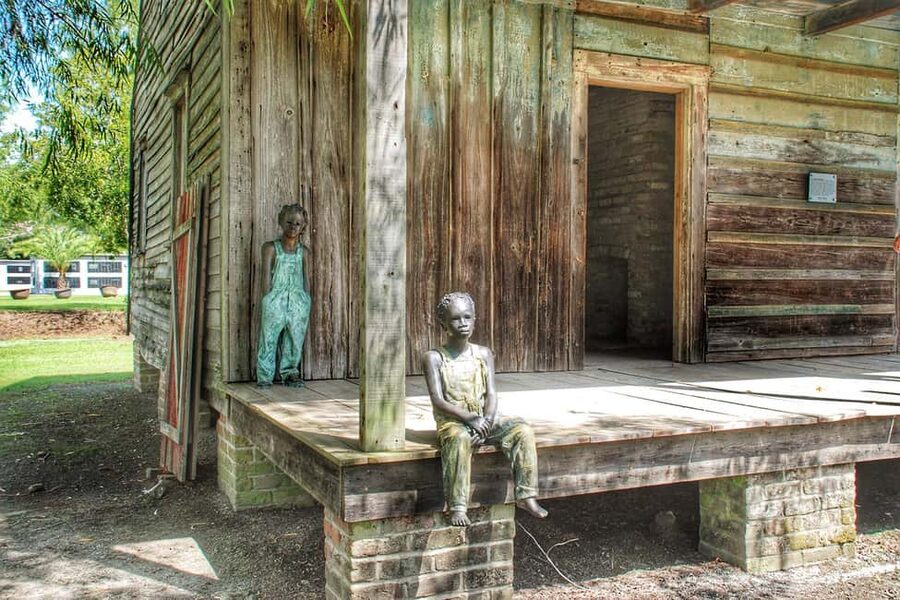 New Orleans: Whitney Plantation Tour with Transportation - Whitney’s self-guided audio: how the 14-stop route works