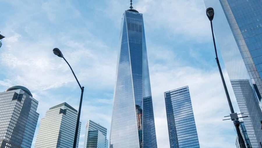 New York City: 24 or 48-hour Hop-on Hop-off Bus Tour - Audio narration in 11 languages, plus the practical tech reality