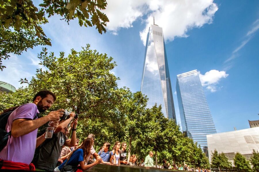 New York City: Bus Tour from Manhattan - Wall Street and Battery Park: Liberty Views With a Built-In Exit Option