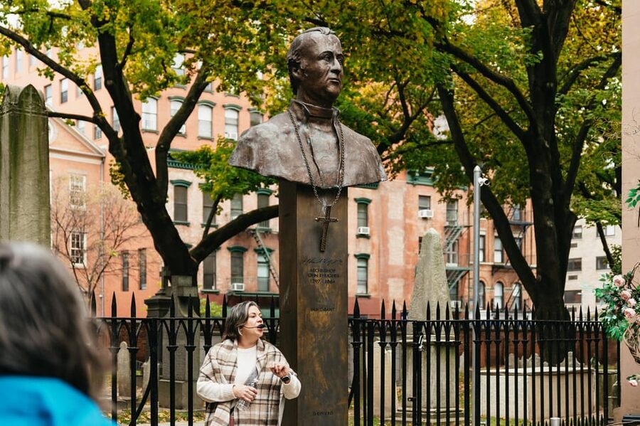 New York City: Catacombs by Candlelight - Active parish access: the quiet difference between history and a museum