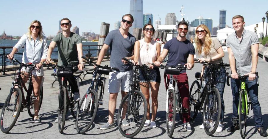 New York City: City Highlights Guided Bike or eBike Tour - High Line, Vessel, and Little Island, Modern NYC on Two Wheels
