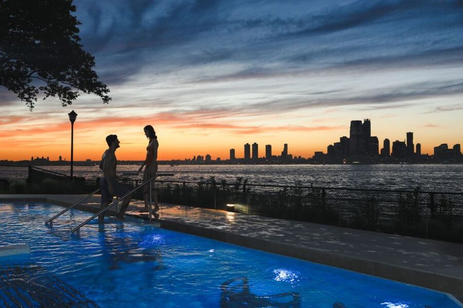 New York City: Entry Ticket to QC NY Spa on Governors Island - Heated outdoor pools with Manhattan views: the best reason to go year-round