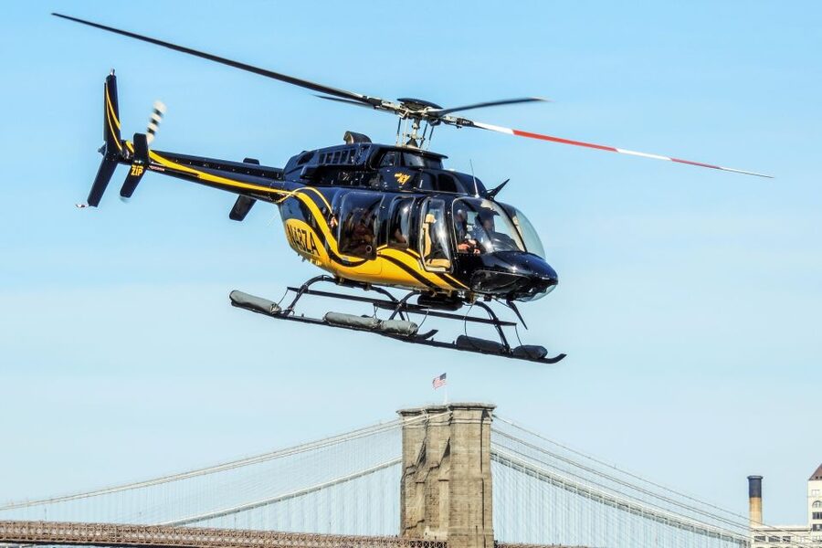 New York City: Manhattan Helicopter Tour - Hudson River to Chelsea: speed, light, and the Broadway feel
