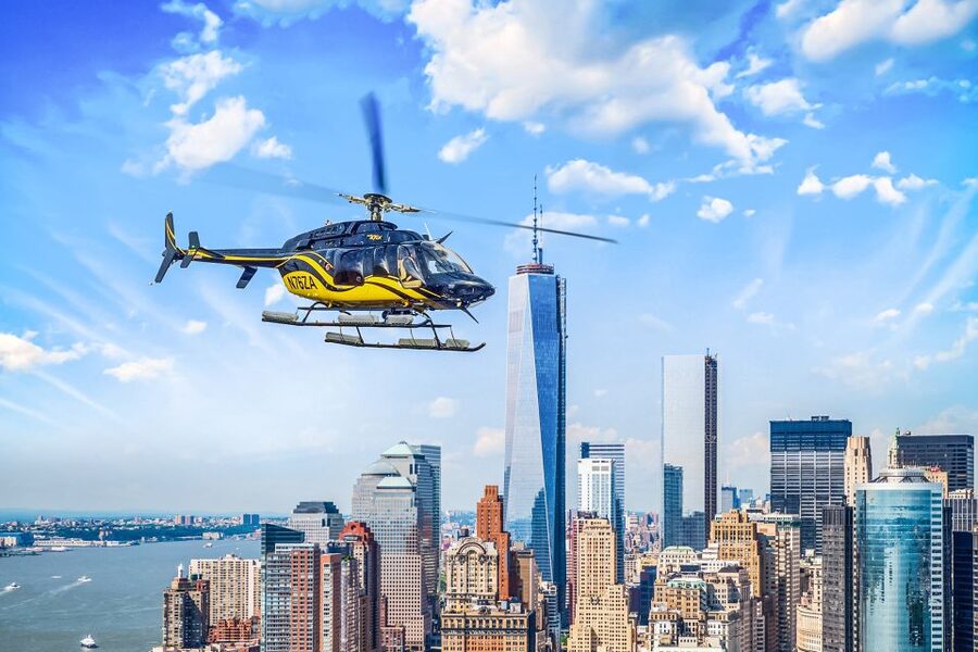 New York City: Manhattan Helicopter Tour - The return loop: Empire State Building, Brooklyn Bridge, and Ground Zero