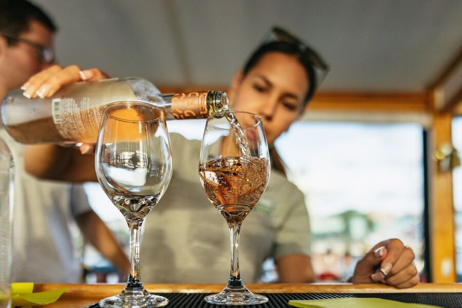 New York City: Sunset Yacht Cruise - Lower Manhattan at Golden Hour: What You’ll See and Why It Matters