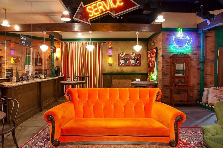 New York City: The FRIENDS™ Experience Entry Ticket - Who should book this, and who should pause