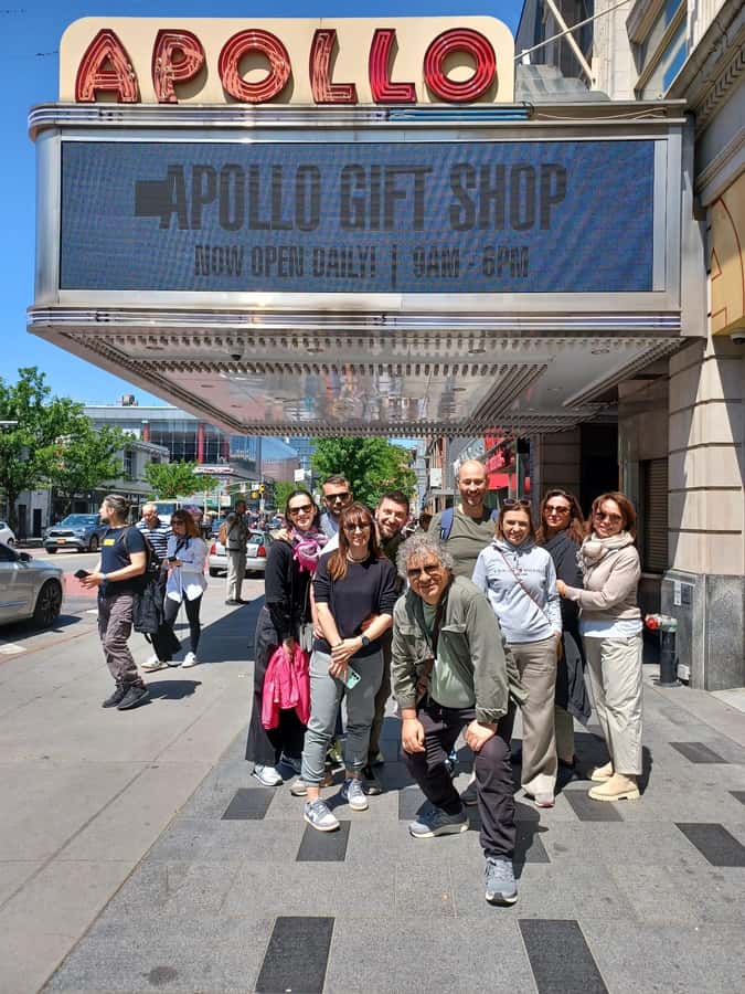 New York: Harlem Tour and Sunday Gospel Mass - Sunday Gospel Mass, Where the Room Moves With the Choir