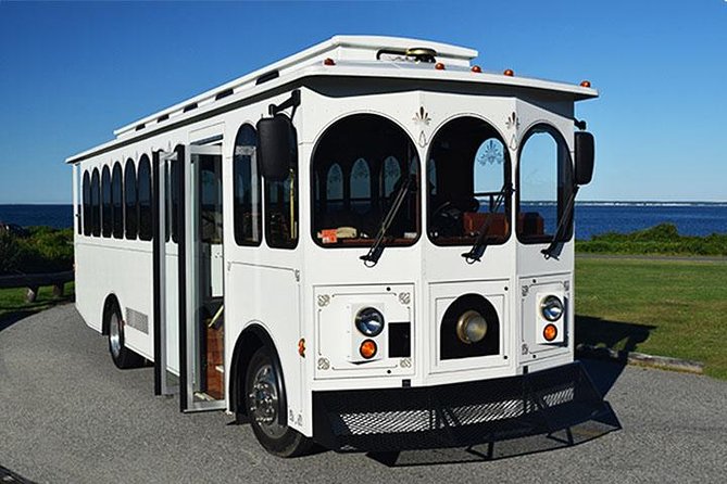 Newport Gilded Age Mansions Trolley Tour with Breakers Admission - Quick hits before you go
