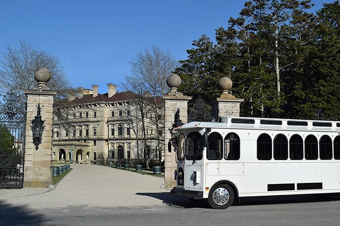 Newport Gilded Age Mansions Trolley Tour with Breakers Admission - Brenton Point State Park pass, Atlantic views without the planning pain