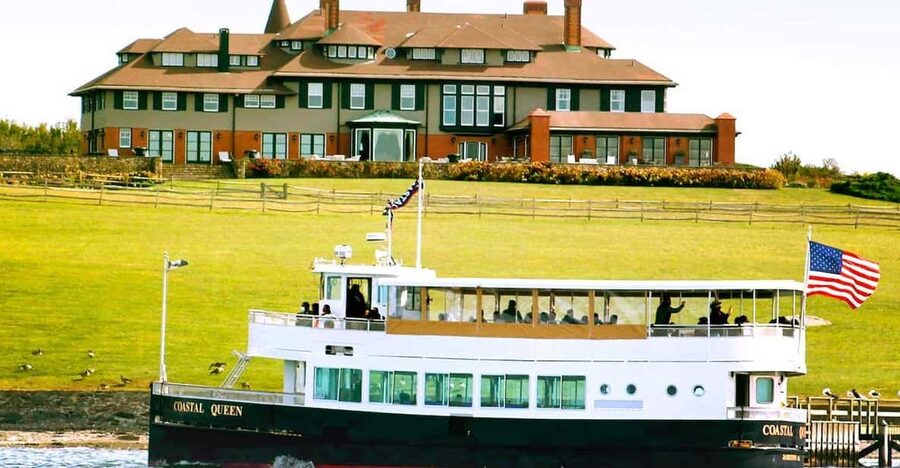 Newport, Rhode Island: Scenic Narragansett Bay Cruise - Practical rules and what to expect about onboard services