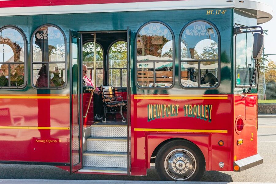 Newport: Scenic Trolley Tour - Should you book the Newport Scenic Trolley Tour, including The Breakers?