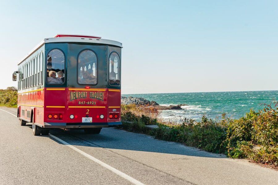 Newport: Scenic Trolley Tour - Modern Age to Gilded Age architecture: how the narration makes the drive click