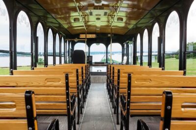 Newport Trolley Tour with Breakers Mansion – Viking Tours