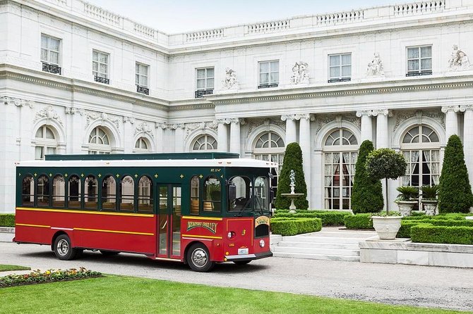 Newport Trolley Tour with Breakers Mansion - Viking Tours - Stopping at The Breakers: how to use your hour