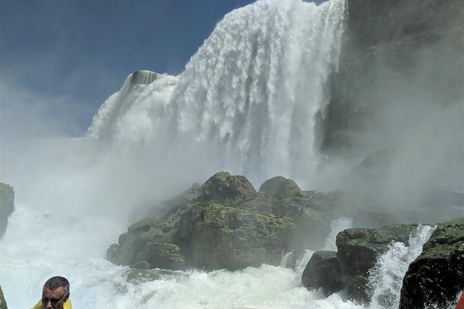 Niagara Falls Canadian Side Tour and Maid of the Mist Boat Ride Option - What I’d pack: the wet-shoes checklist that saves your day