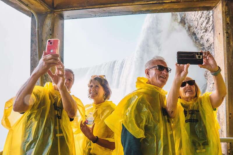 Niagara Falls: Guided Tour with Behind the Falls & Boat Ride - Journey Behind the Falls: the bedrock viewpoint you will remember